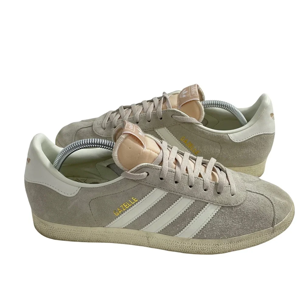 Adidas Gazelle Men's Sneakers in a Wonder Beige and Off White Size 9.5‎ Shoes